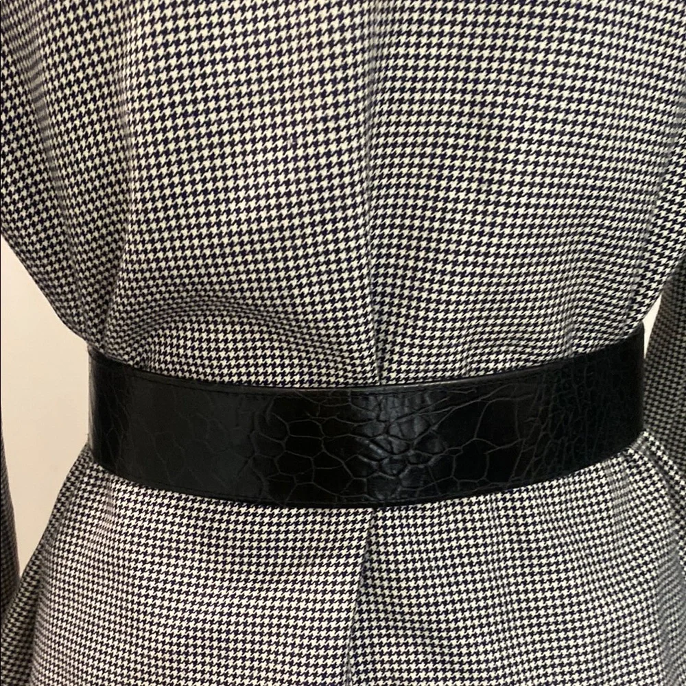 Black WIDE Belt with Croc design and Gold Buckle - Picture 8 of 14